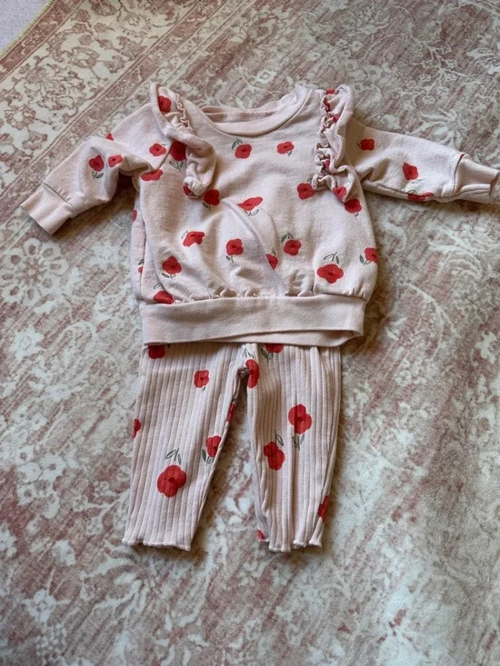 0-3 month baby clothes - Picture 6 of 10